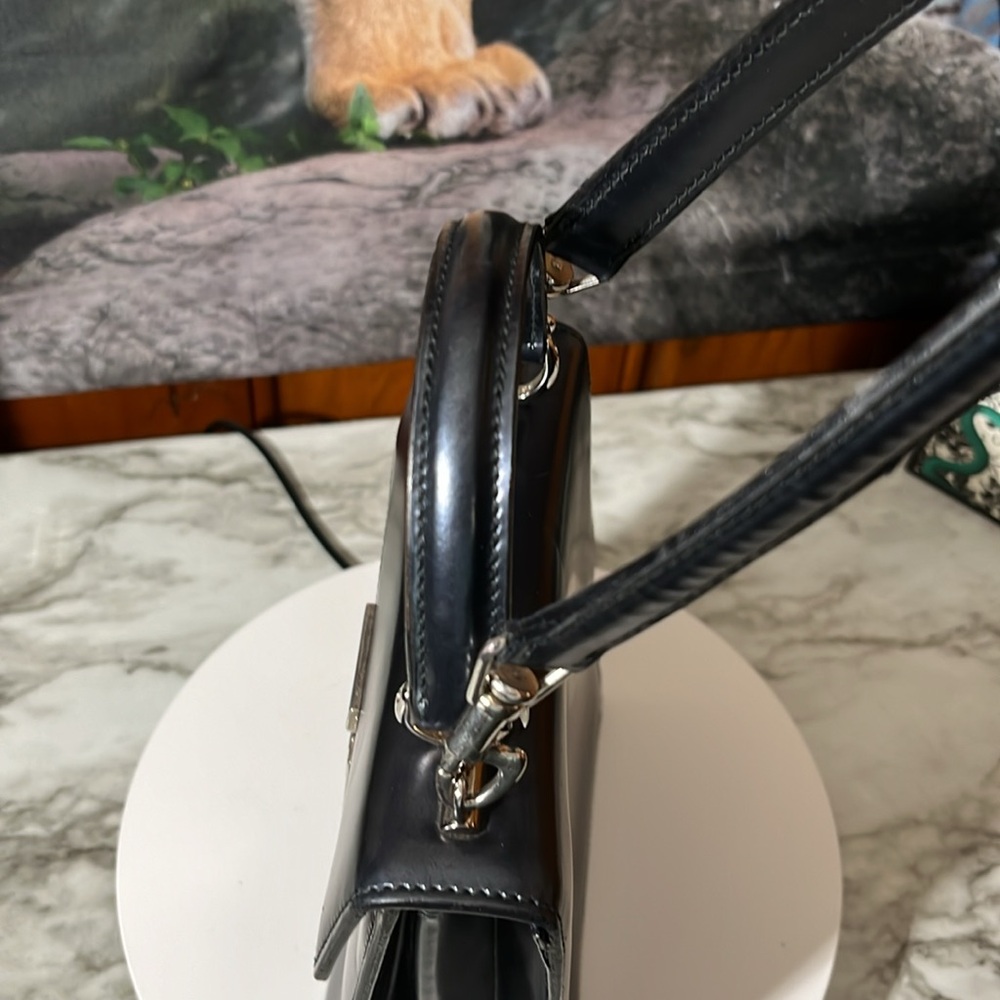 Gucci Black Crossbody Bag - Picture 3 of 16